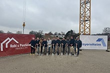 Mehr über den Artikel erfahren Spatenstich in Moosburg