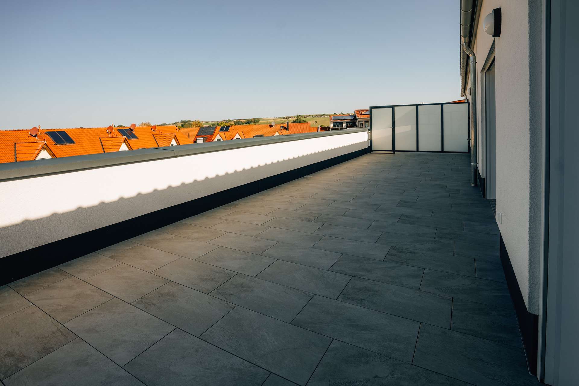 Terrasse - Neubauwohnungen in Haag i. OB – modern wohnen im Grünen, München ganz nah