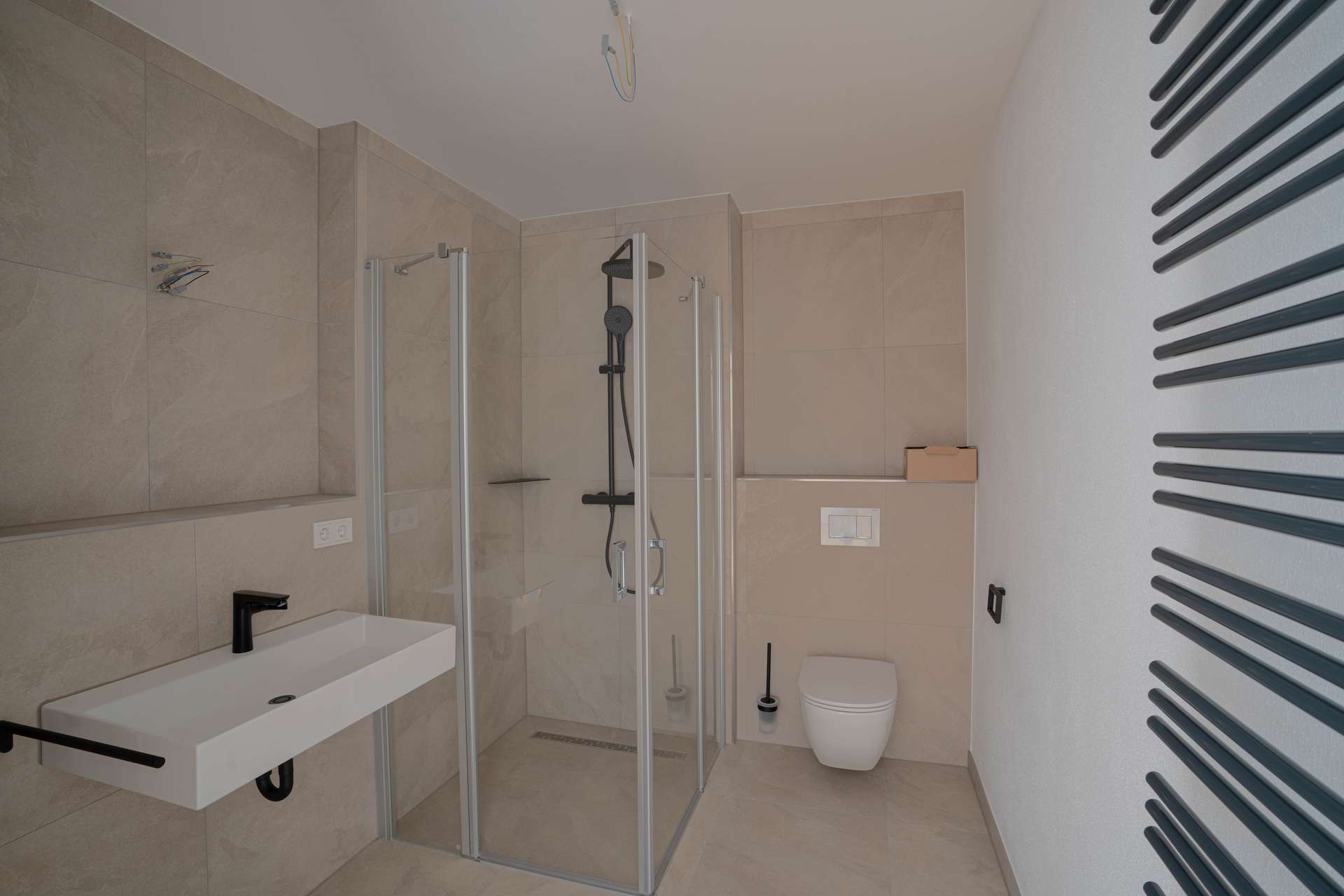 Viechtach_Whg.9_Badezimmer - Helle 3. Zimmer- Neubauwohnung in Viechtach!