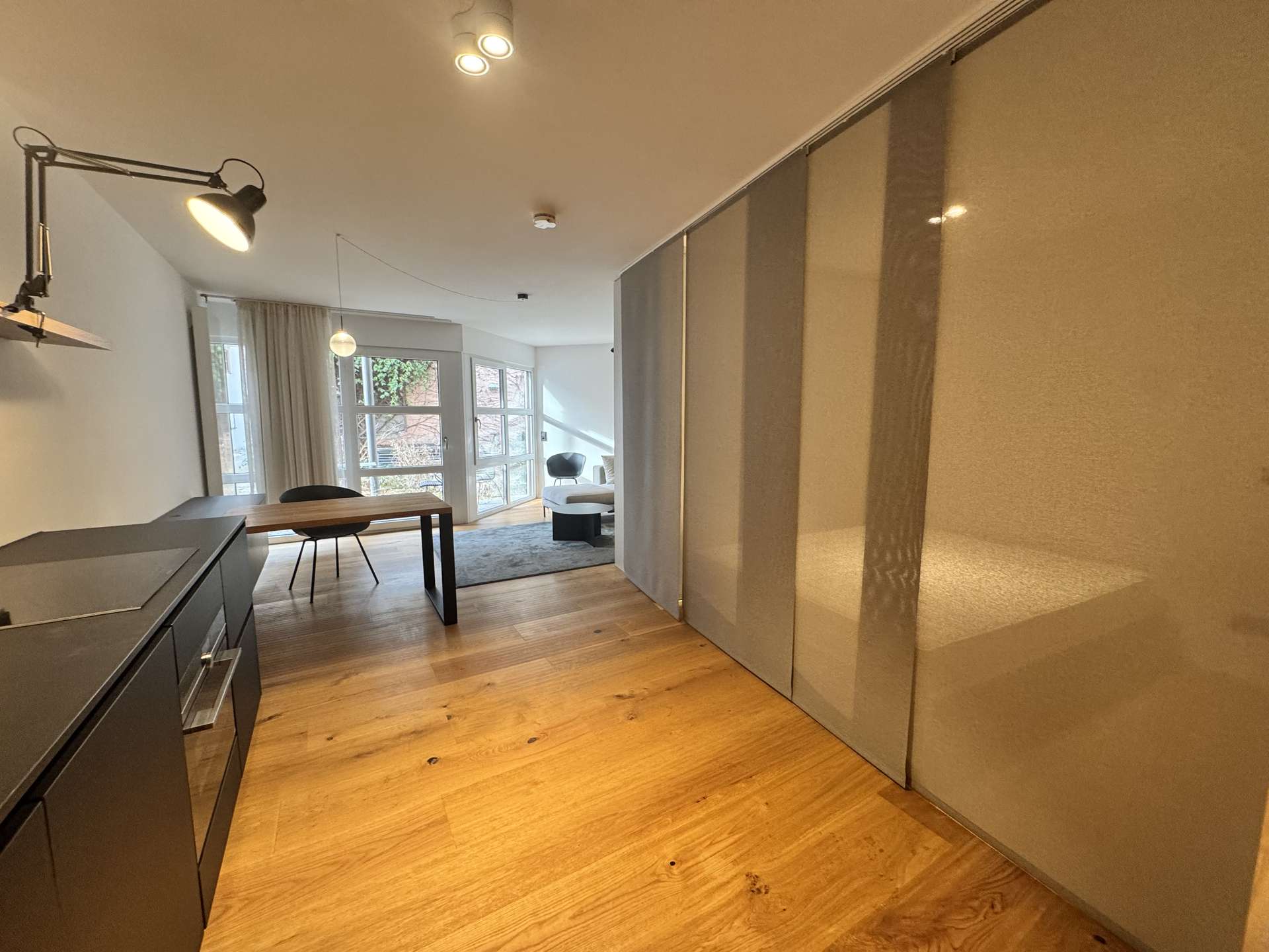 Wohnküche - 1-Zimmer-EG-Wohnung mit Terrasse in zentraler Lage von München