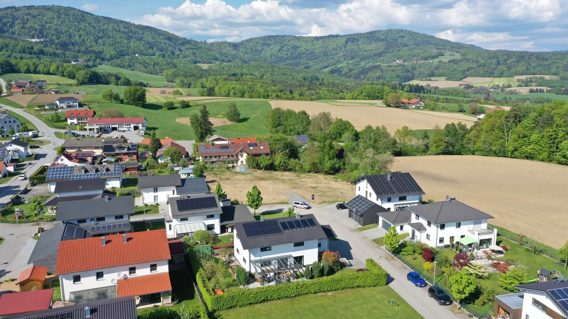 Drohnenaufnahme Schaufling 2 - Gwendfeld Schaufling