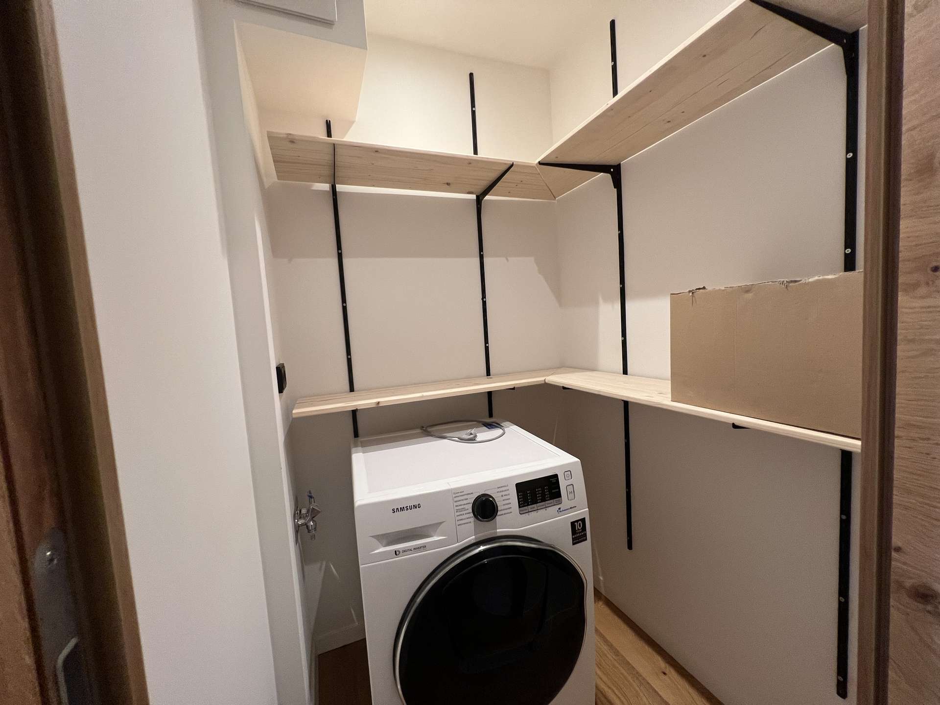 Waschküche - Wohnen in Bestlage: Möbliertes Apartment in der Parkstraße