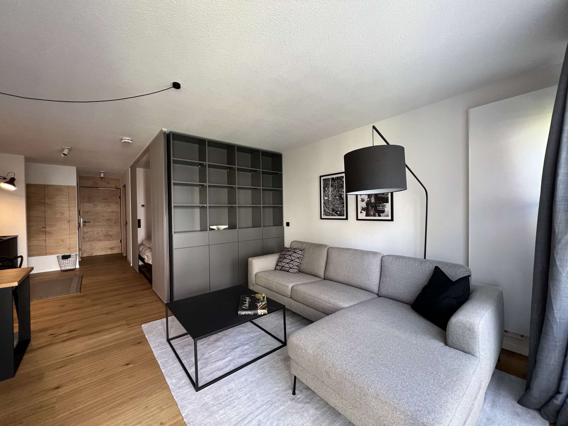 Wohnzimmer - Wohnen in Bestlage: Möbliertes Apartment in der Parkstraße