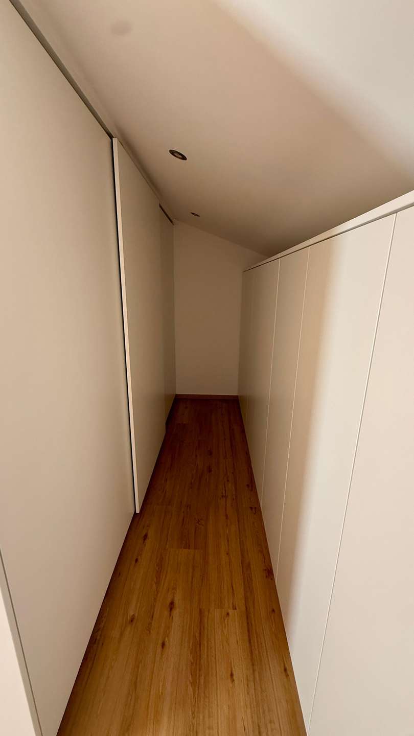 Ankleide - Teilmöblierte 3-Zimmer-Penthouse-Wohnung in Rinchnach