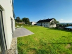 Gartenwohnung mit Ausblick - Sonnige Gartenwohnung in Hunderdorf. Bezugsfertige Neubauwohnung.