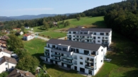 Hunderdorf_Drohnenansicht - Sonnige Gartenwohnung in Hunderdorf. Bezugsfertige Neubauwohnung.