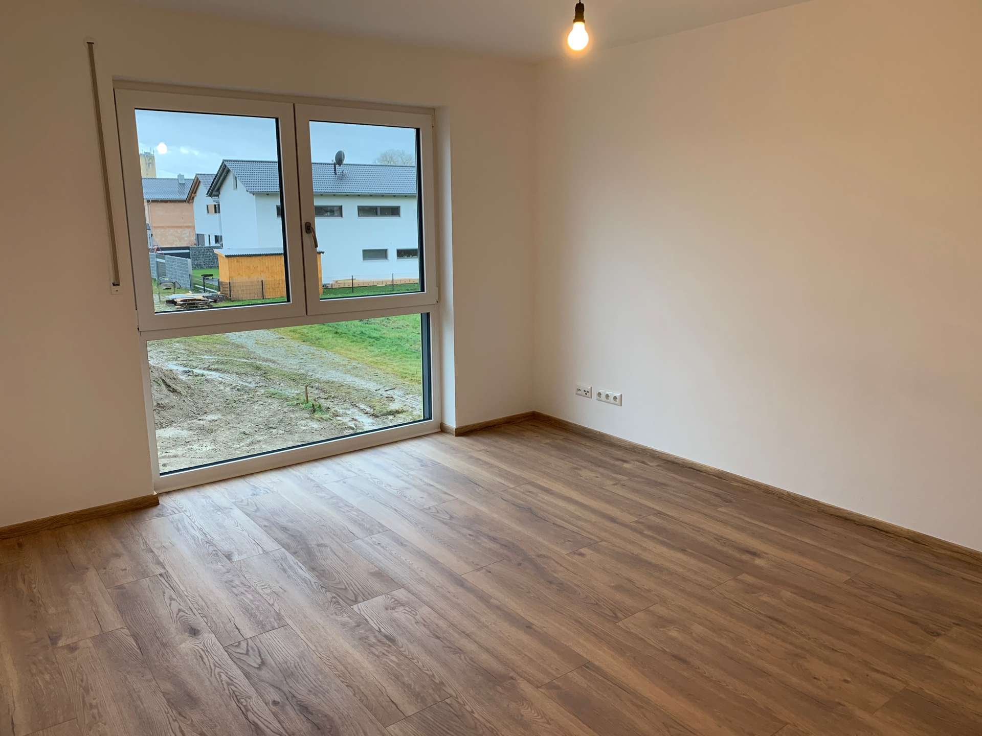 Wohnzimmer - Schöne, helle Doppelhaushälfte in Landau a. d. Isar