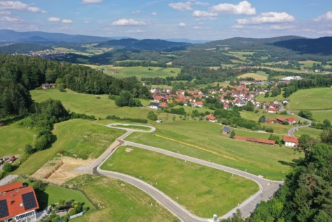 Herzlich Willkommen am Gießhübl. Voll erschlossenes Baugrundstück mit Traumblick., 94239 Gotteszell, Grundstück