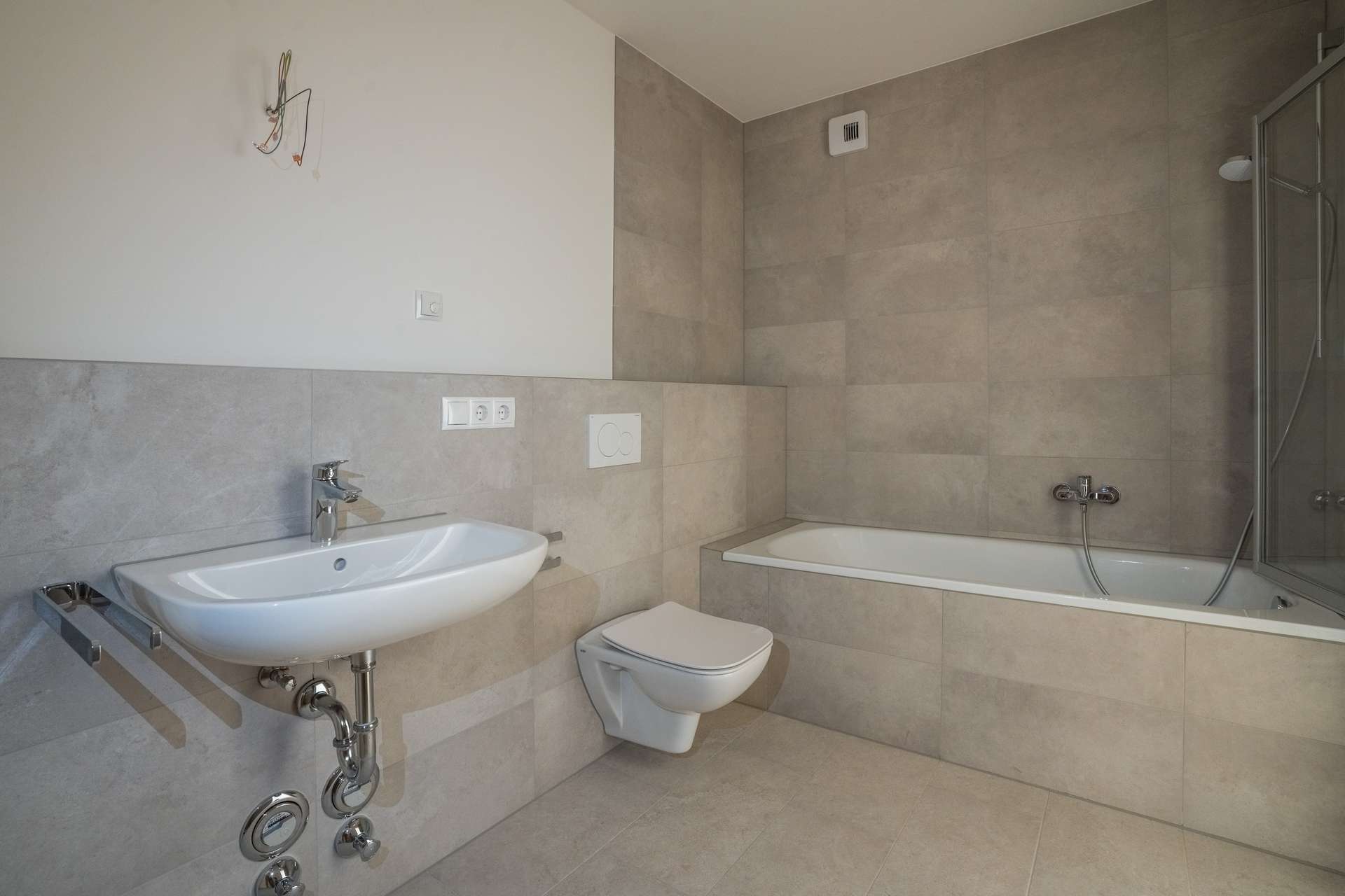 Badezimmer - Neubauwohnungen in Haag i. OB – modern wohnen im Grünen, München ganz nah