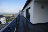 Dachterrasse - Stilvolle Wohnungen mit Fernblick in Hunderdorf